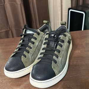 Used Earth Brand Zinnia Black Green Leather size 5